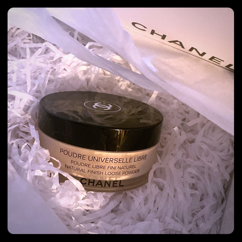 💄CHANEL AUTHENTIC POUDRE💋
